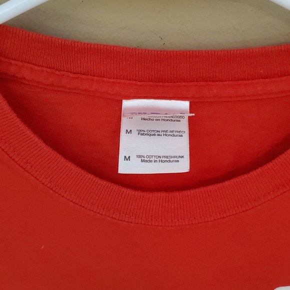 Jump Around! U Wisconsin Badgers Tee - Picture 4 of 5